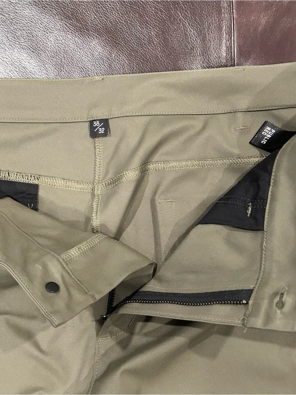 Men's Olive Chino Pants with Stretch Waistband